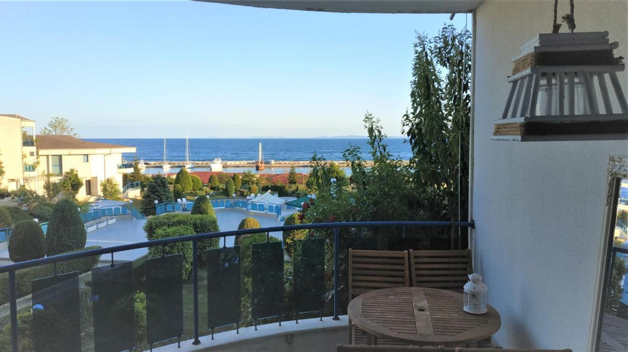 Baratero Vlas Marina Apartment Święty Włas Zewnętrze zdjęcie