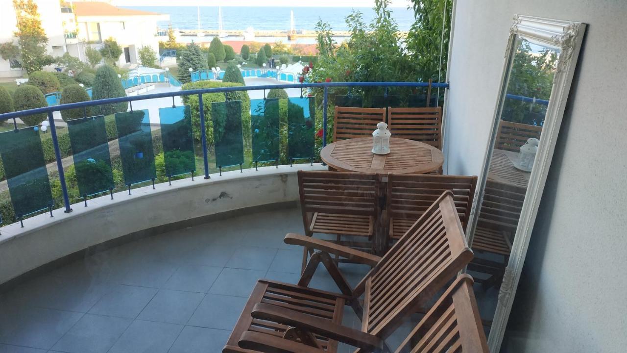 Baratero Vlas Marina Apartment Święty Włas Zewnętrze zdjęcie