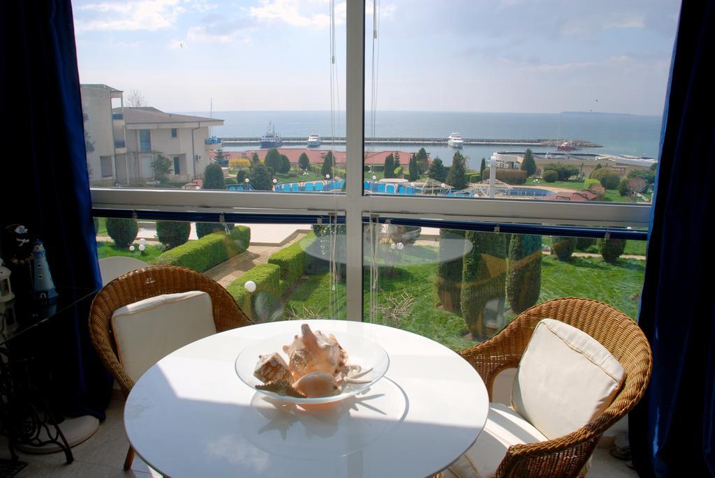 Baratero Vlas Marina Apartment Święty Włas Zewnętrze zdjęcie
